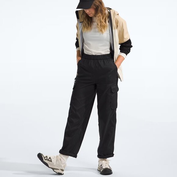 The North Face Pants - NWT The North Face Spring Peak Black Cargo Pants